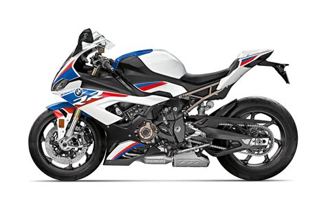 Bmw s1000 rr is expected to launch in india in march 2021 in the expected price range of 2100000 to 2200000. BMW S 1000 RR 2021, Philippines Price, Specs & Official ...
