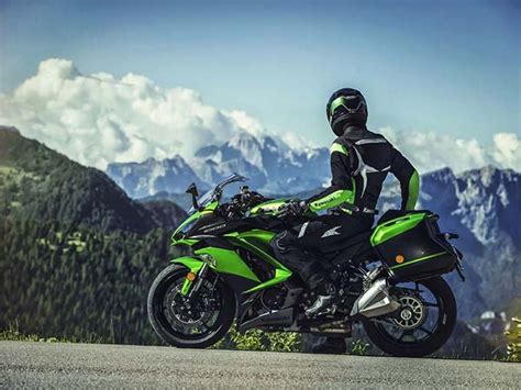 Checkout kawasaki z1000 2021 price, specifications, features, colors, mileage, images, expert review, videos and user reviews by bike owners. 2017 Kawasaki Ninja 1000 Launched in India - Price, Specs ...