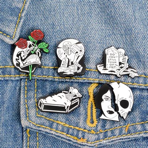 Woman Skull Face Enamel Pin Rose Dead Lovers Coffin Badge Brooch Lapel Pins Denim Jeans Shirt