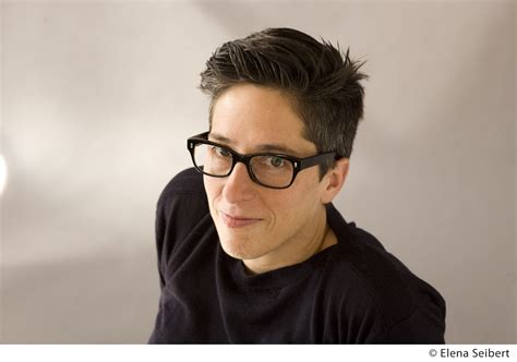 Graphic Memory Alison Bechdel Asks Are You My Mother Newcity Lit