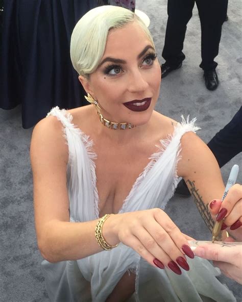 Lady Gaga At The SAG Awards 2019 In 2020 Lady Gaga Pictures Lady