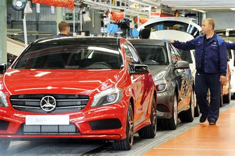 Daimler Tausende Mitarbeiter Wegen Chipkrise In Kurzarbeit