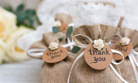 Top Personalized Wedding Favors You Can T To Your Guests