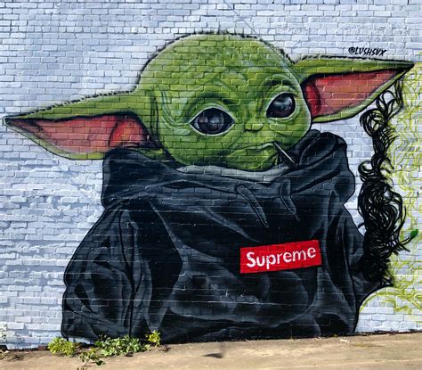 Baby Yoda by Lushsux (4 photos) | Street Art Utopia
