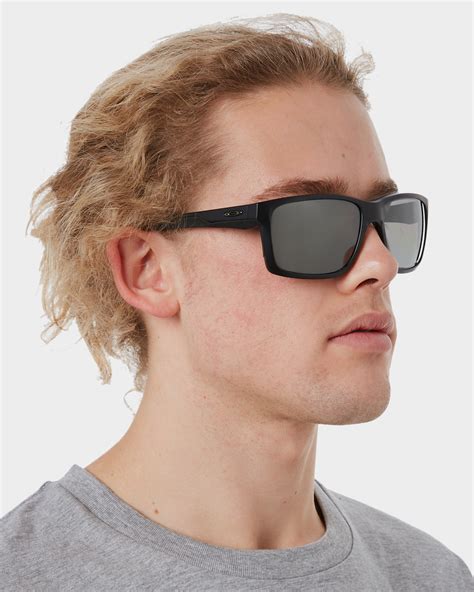 Oakley Mainlink Xl Polarized Sunglasses Matte Black Prizm Surfstitch