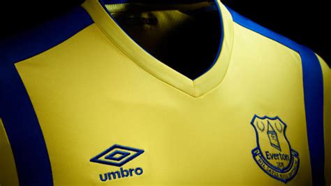 Pic Everton Reveal New Yellow And Blue Third Kit By Umbro