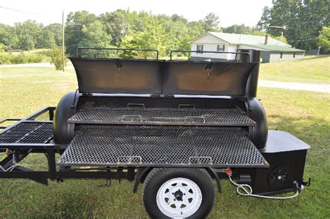 If you have been grilling for a while with charcoal and have finally decided to switch to propane, you may be wondering how to hook up the tank to the grill. how to make smoker out of propane tank - Buscar con Google ...