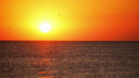 Fast Sea Sunset Time Lapse Sun Sets Behind Sea Horizon Golden