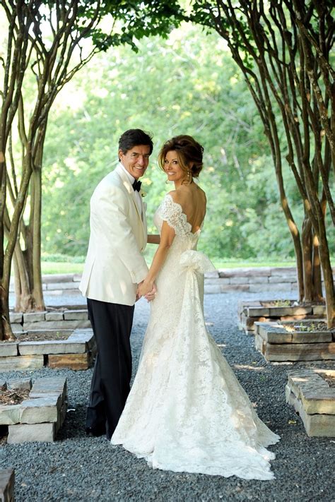 Dominique Sachse and Nick Florescu tie the knot - Houston Chronicle
