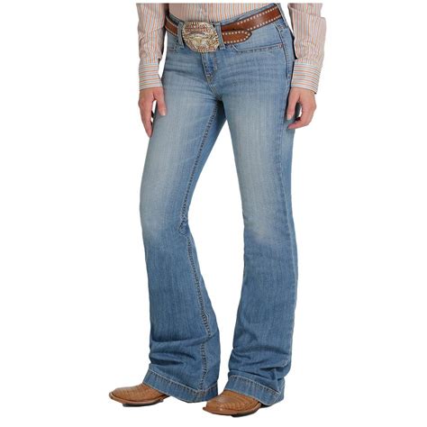 Moderate Rise Light Stonewash Womens Lynden Jeans By Cinch