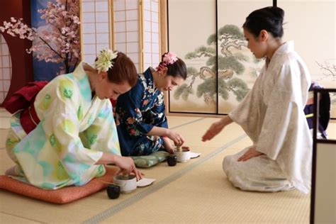 Tea Ceremony Etiquette Tea Ceremony Japan Experiences Maikoya