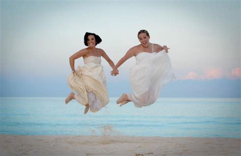 Same Sex Destination Wedding In Mexico The Destination Wedding Blog Jet Fete By Bridal Bar