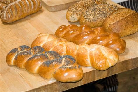 Filemixed Bread Tresses Wikimedia Commons