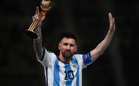 Lionel Messi se lleva el Balón de Oro del Mundial de Qatar 2022