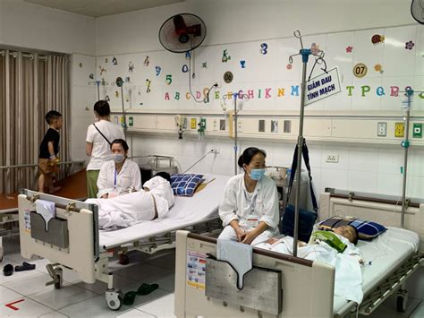 Bệnh viện Việt Đức khám tư vấn miễn phí các bệnh thường gặp ở trẻ em Báo Công an Nhân dân điện tử