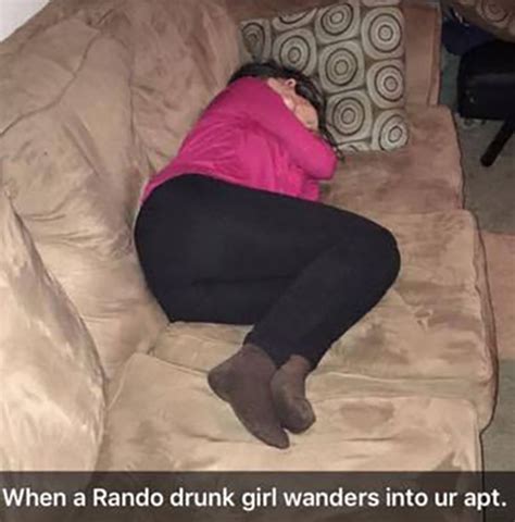 Drunk Girl Wanders Into Mans Apartment His Reaction Is Amazing Photos