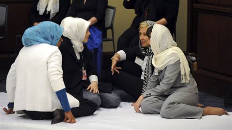 Women Are Becoming More Involved In Us Mosques Pew Research Center