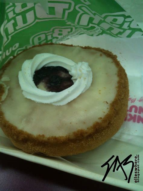 Dunkin Donuts Blueberry Cheese Premium Donuts Where Elle Is Exploring