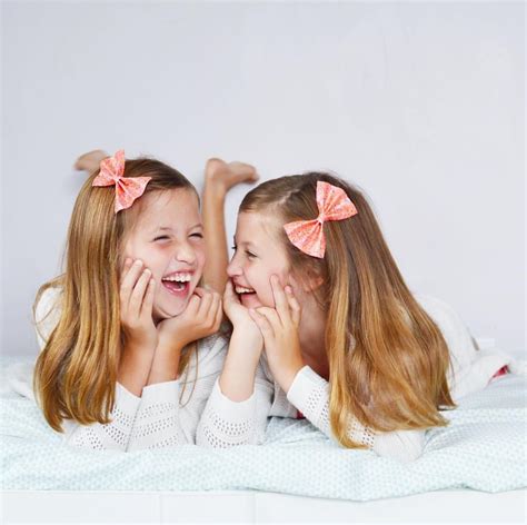 Twin Girl Photography Twin Girl Style Bows Twin Girls Photography