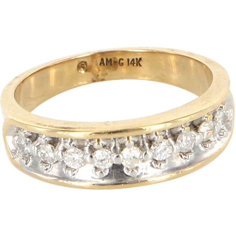 Vintage 14 Karat Yellow Gold Diamond Wedding Band Ring Fine Estate From