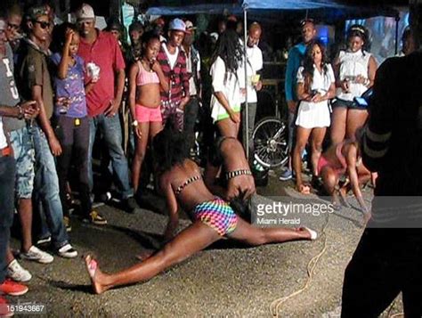Jamaican Dancehall Photos And Premium High Res Pictures Getty Images