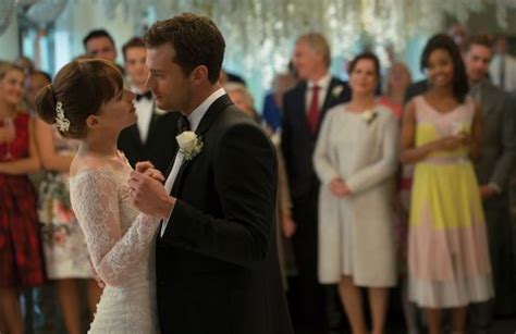 Watch fifty shades freed in hd quality online for free, putlocker fifty shades freed. Fifty Shades Freed Movie vs. Book - Differences Between 50 ...