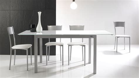 Mesas y sillas de cocina. Mesas de cocina de Conforama - Revista Muebles ...