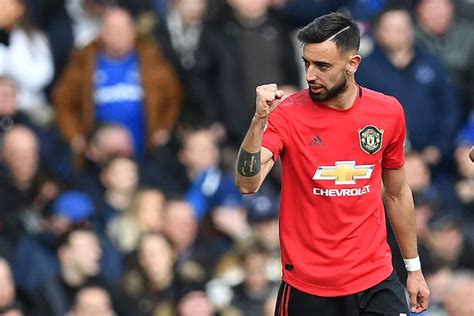 Bruno fernandes · pogba allies artistry with importance but must sustain form · solskjaer hails 'smiling' pogba's role as man united demolish leeds · fernandes . Bruno Fernandes Wins Premier League Player of the Month ...