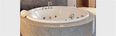 Bathtub refinishing costs between $300 and $600, with most homeowners spending $437 on for older bathtubs, adding a flooring inlay before restoration is an effective way to cover cracks and. Bathtub Restoration | Bathtub Refinishing | Louisville, KY