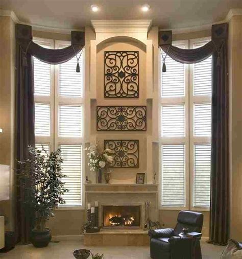 Get tips for arranging living room furniture in a way that creates a comfortable and welcoming environment and makes the most of your space. Astonishing Window Treatments for Large Windows in Living ...