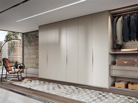 Scoprirai diverse soluzioni online, prezzi scontati di camerette e tanto altro, sconti e arredamenti per la casa in offerta. Armadio Anta Liscia con maniglia Veneran