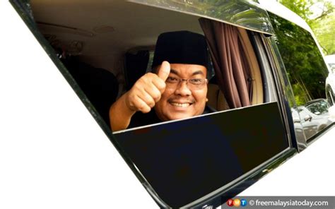 Kedah menteri besar, malezya kedah eyaletinde hükümet başkanıdır. Sanusi dari PAS angkat sumpah MB Kedah | Free Malaysia ...