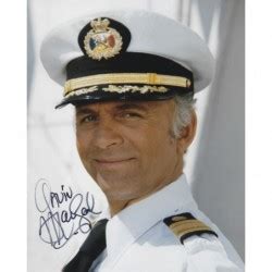 He has also appeared as a guest on several talk, variety, and religious programs. Autographe Gavin MACLEOD
