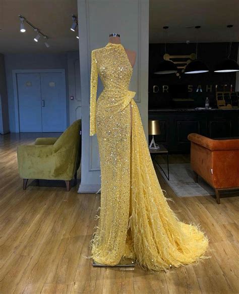 2020 Yellow Evening Dresses High Collar Sequined Lace Long Sleeve