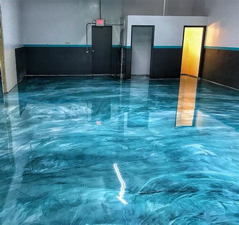 Or optical illusions that you can print as your design coat. Make Your Home The Envy Of The Neighborhood With These Epoxy Painted Garage Floor Designs ...