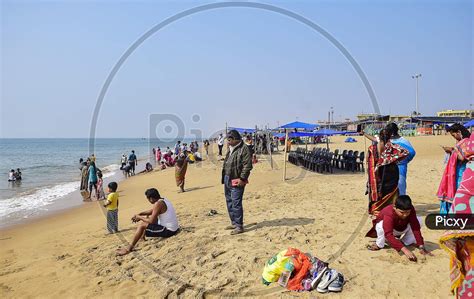 Image Of People Enjoyeing Beach Life Of Puri Beach In Eastern India A Holy Place To Have Fun