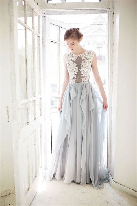 Schau dir unsere auswahl an graues hochzeitskleid an, um die tollsten einzigartigen oder spezialgefertigten handgemachten stücke aus unseren shops für kleider zu finden. Perfect Bridal dresses | Graues hochzeitskleid ...