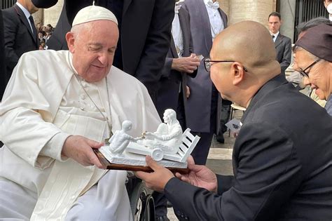 the freeman look pope francis received an artwork