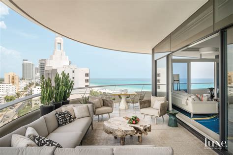 A Miami Beach Condo Balances Bold Interiors With Warm Tones Luxe Interiors Design