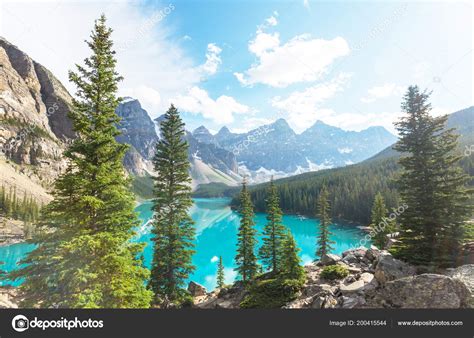 Beautiful Turquoise Waters Moraine Lake Snow Covered Peaks Banff