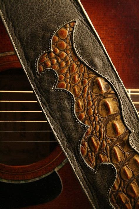 Pin By Bridgette Gwendolen On Splendid Guitar Strap Leather Guitar