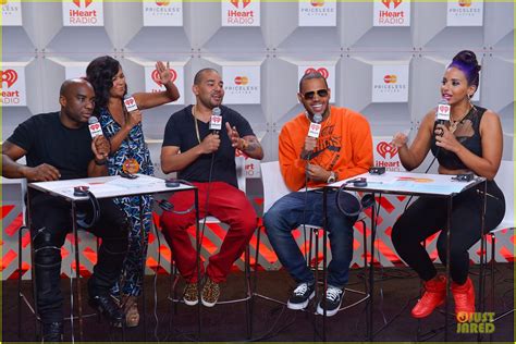 Chris Brown Flashy Dance Moves At Iheartradio Music Festival Photo 2956628 Chris Brown