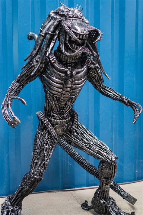 In my opinion, 'alien' is the only perfect movie in the history of cinema. Petite sculpture Aliens / Queen Alien - Location et vente ...