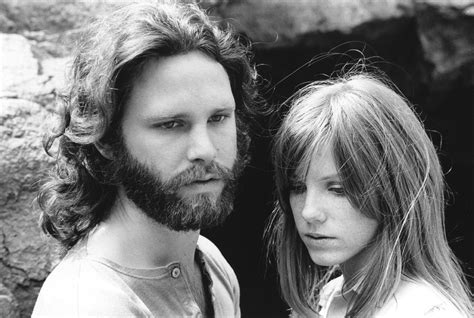 Pamela Courson Jim Morrisons Girlfriend Sets Fire To Rental Home In Venice Beach