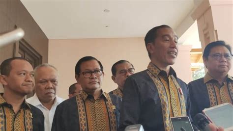 Bahlil lahadalia yang lahir di maluku utara 7 agustus 43 tahun silam adalah mantan ketua hipmi periode pada 2015, karier bahlil lahadalia sebagai pengusaha lengkap saat munas hipmi, di mana peserta memilihnya menjadi ketua umum hipmi. Gantikan Bahlil Lahadalia, 3 Kandidat Bersaing Jadi Ketua ...