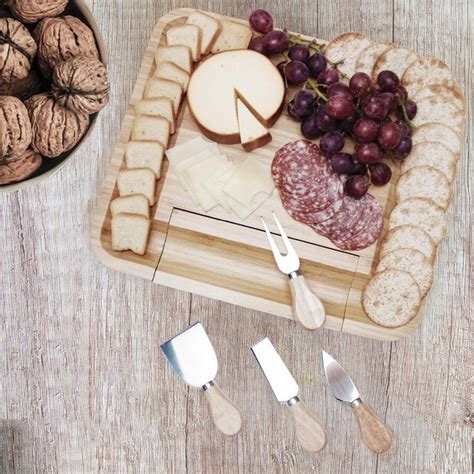 Tablero de queso Queso de madera de bambú Natural carne y tablero de Charcuterie con accesorios