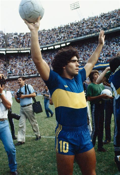 Fotos Relembre A Trajetória De Maradona 25 11 2020 Uol Esporte