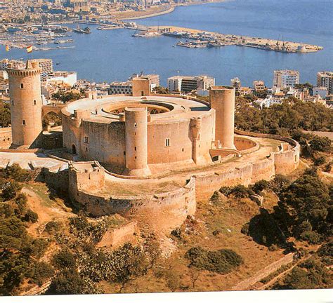 El Castillo de Bellver en Palma | Turismo de Baleares