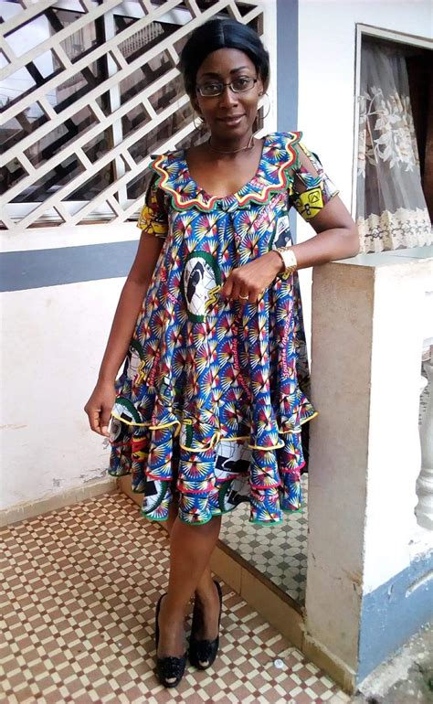Modèles de vêtements africains, robe fashion, mode, robes traditionnelles . Modele De Robe Courte En Pagne 2019