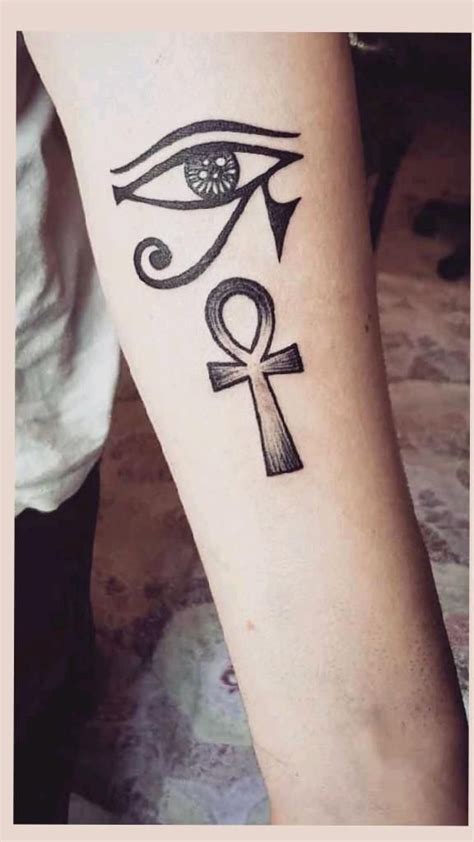 Egyptian symbols Ankh Tattoo eye of horus tattoo Tatoeage ideeën